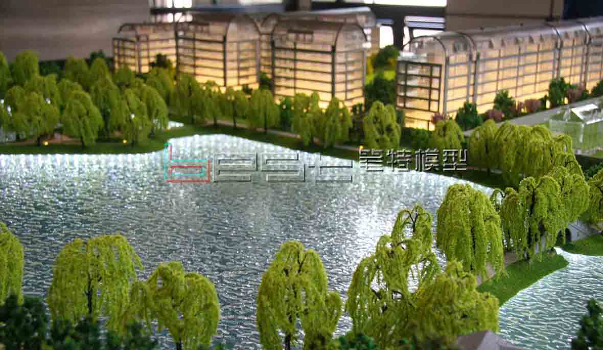 <a href='#link'></a>