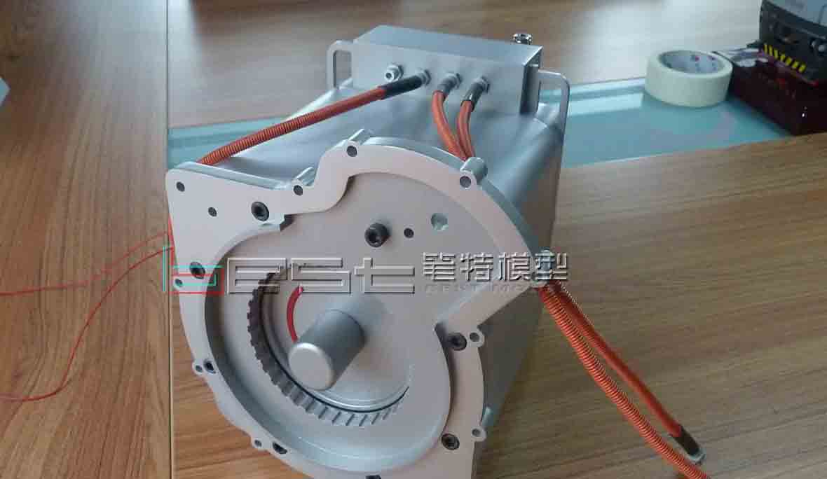 <a href='#link'></a>